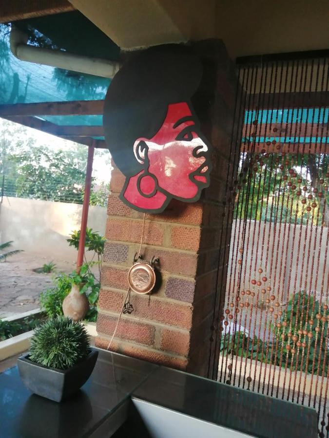 Birdville BNB Guest House Gaborone Extérieur photo