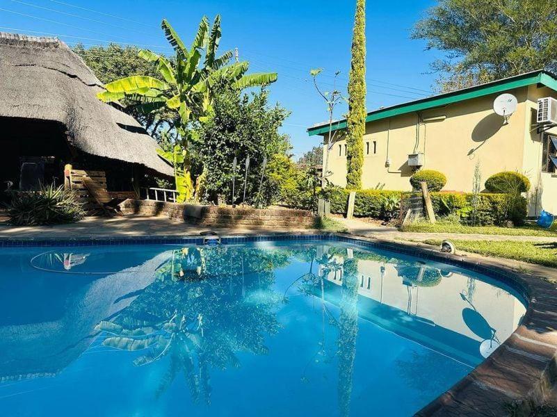 Birdville BNB Guest House Gaborone Extérieur photo