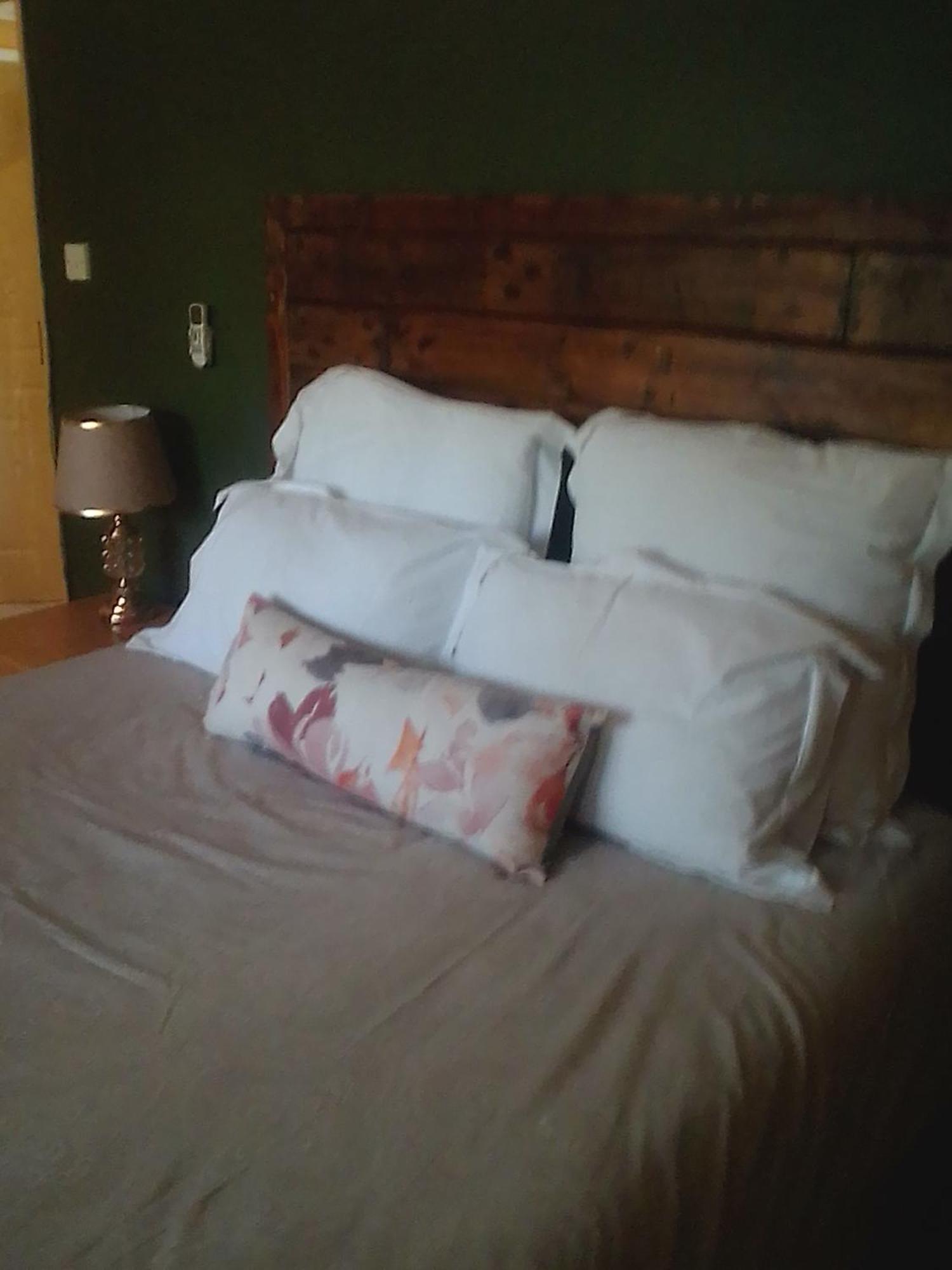 Birdville BNB Guest House Gaborone Extérieur photo