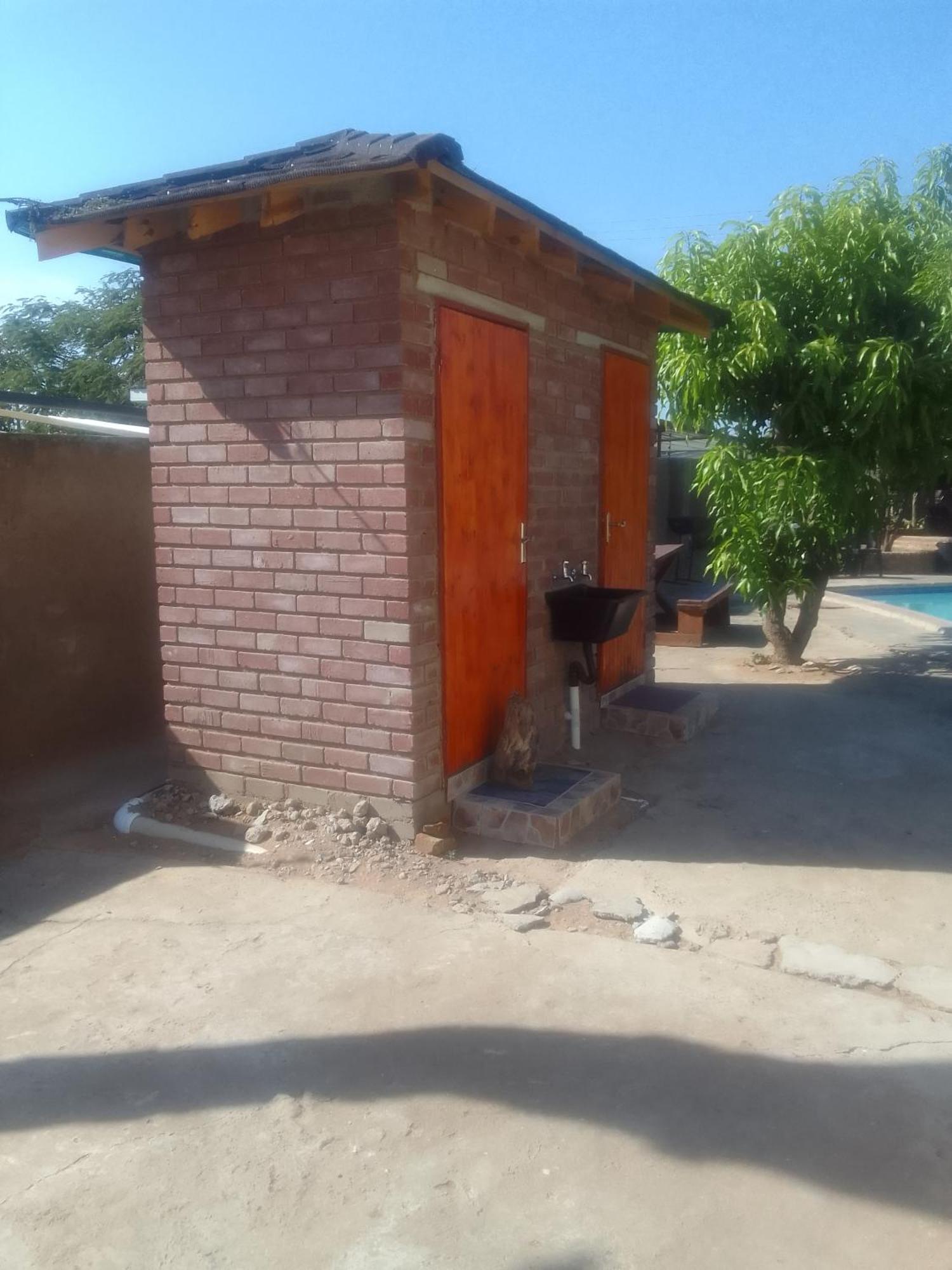 Birdville BNB Guest House Gaborone Extérieur photo