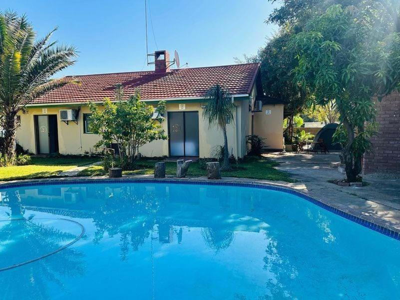 Birdville BNB Guest House Gaborone Extérieur photo