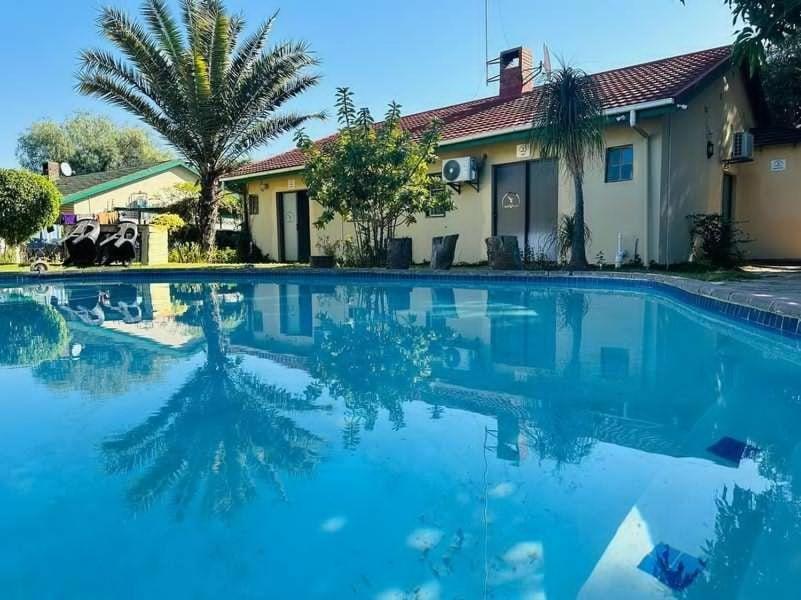 Birdville BNB Guest House Gaborone Extérieur photo